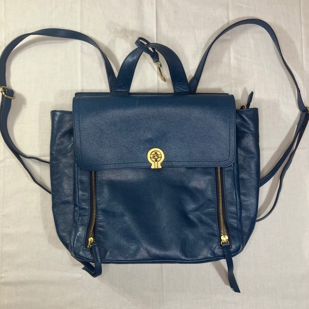 Fossil Claire Navy Blue Leather Backpack Turnlock Flap Brass Hardware Bag